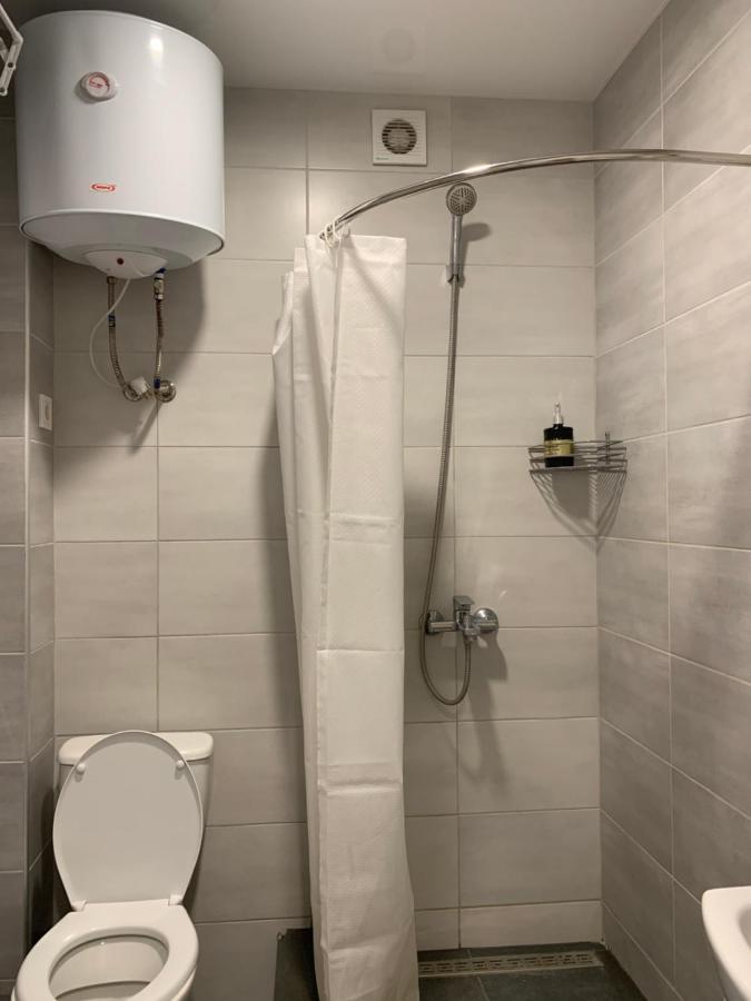 Светлая Студия В 3-Х Мин. От Южд Kharkov Ngoại thất bức ảnh